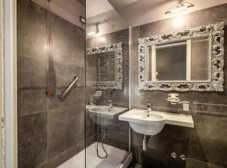 Bed & Breakfast Castrense 2*