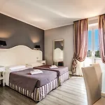 Castrense 4* Rome