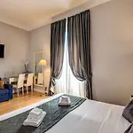 Castrense Couette-café 4*