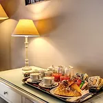 Castrense Bed & Breakfast 4*